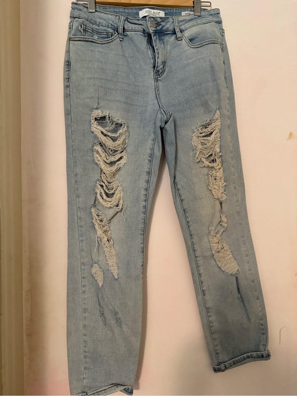 Judy Blue Light Blue Distressed Boyfriend Jeans